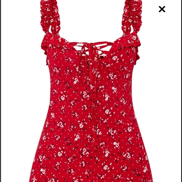 Pretty little thing red ditsy dress us size 8 - Picture 2 of 7